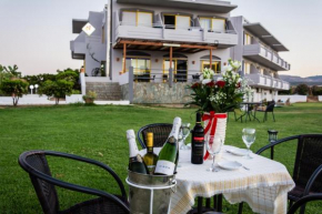 Отель Nereides Hotel  Колимвари